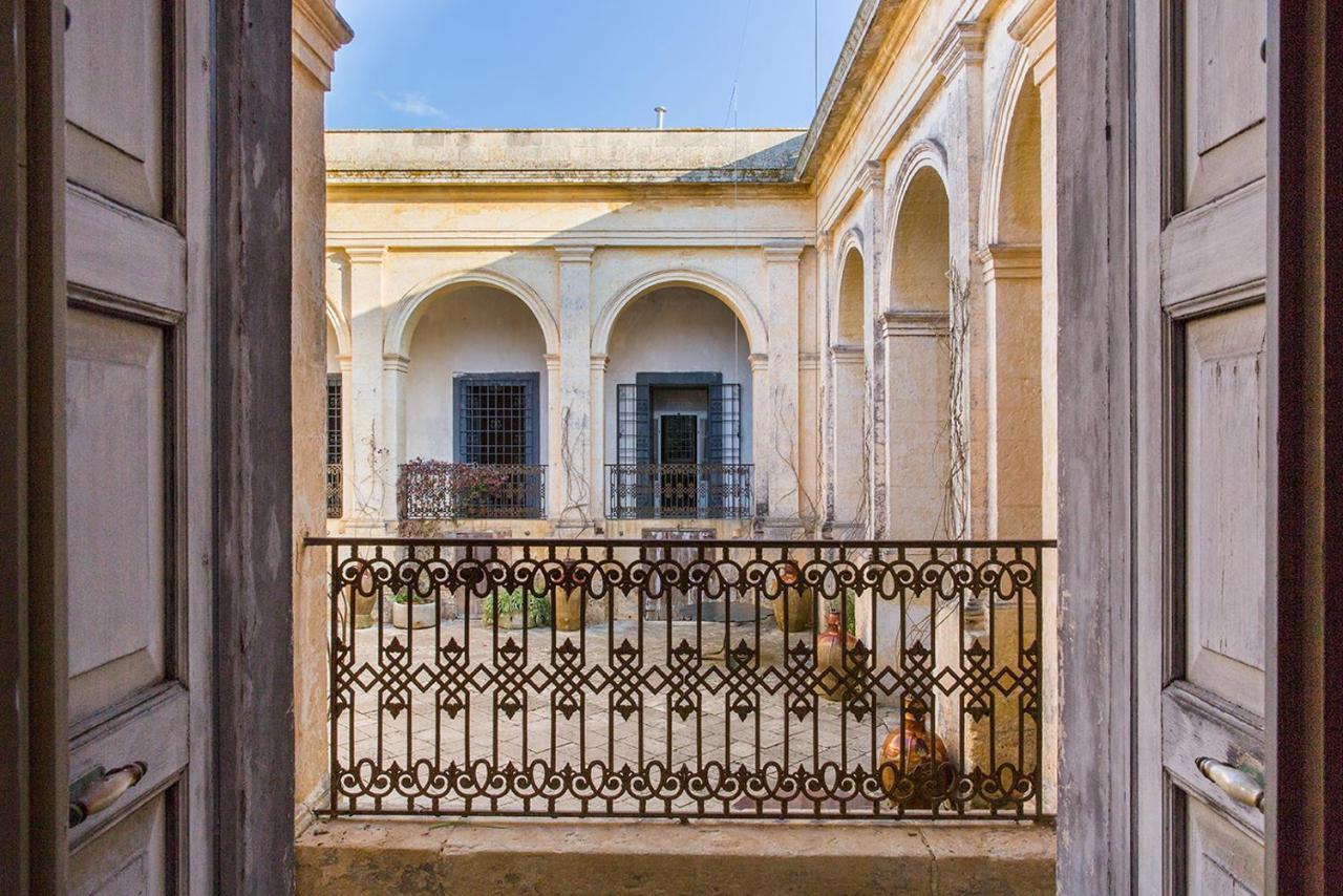 Palazzo Daniele, A Member Of Design Hotels Ґальяно-дель-Капо Екстер'єр фото