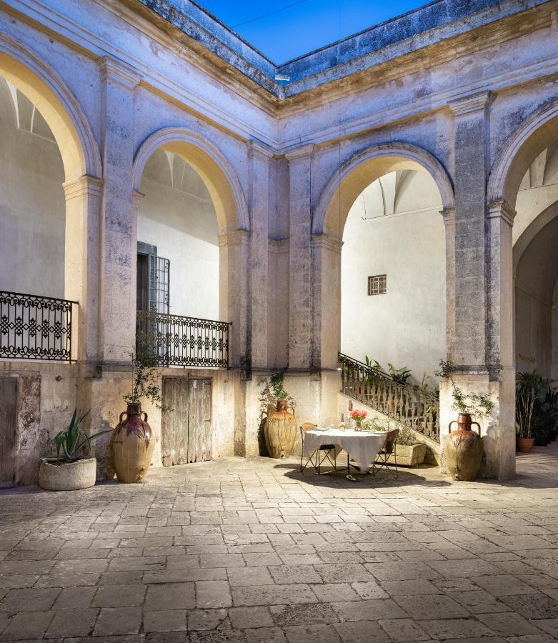 Palazzo Daniele, A Member Of Design Hotels Ґальяно-дель-Капо Екстер'єр фото